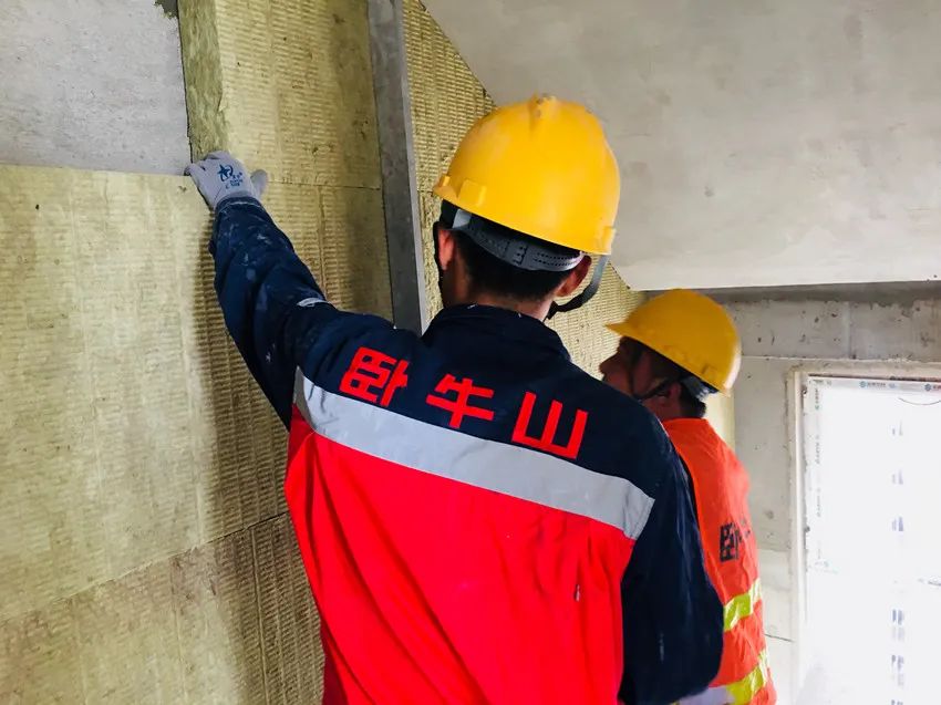 中国·18luck新利集团(股份)有限公司-官方网站