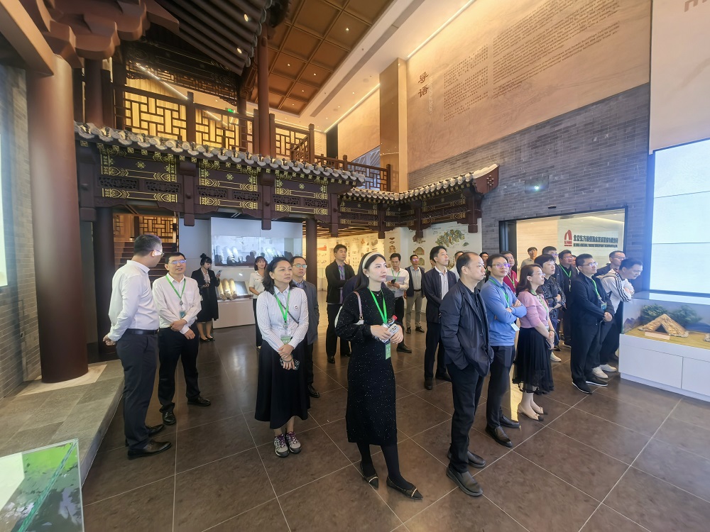 中国·18luck新利集团(股份)有限公司-官方网站