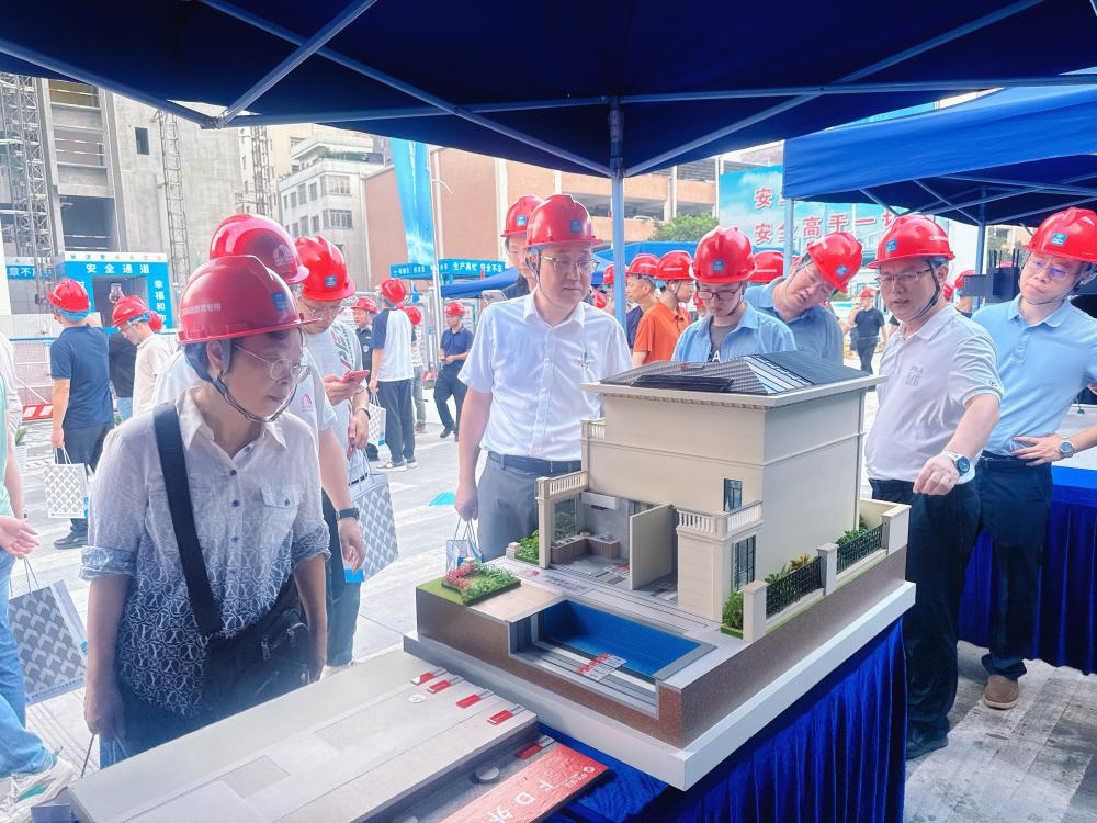 中国·18luck新利集团(股份)有限公司-官方网站